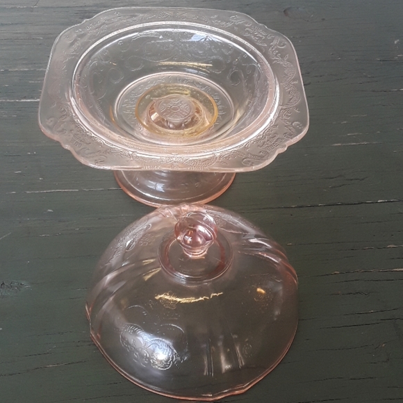 PINK DEPRESSION Round Butter Dish